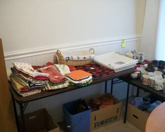 KITCHEN LINENS, CUP COLLECTION, PLASTICWARE