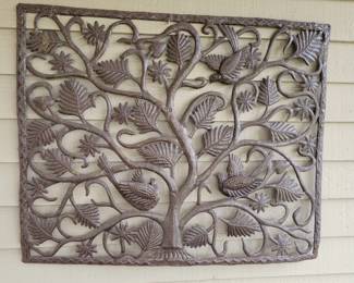 Metal Tree of Life Wall Decor.