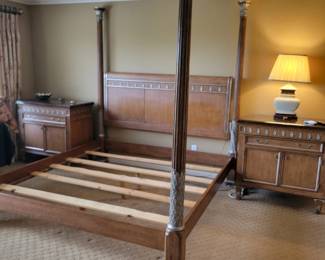 A King Size Bedroom Set.