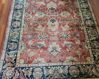 6' x 9' Wool Rug.