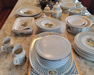 Villeroy & Boch basket pattern China.