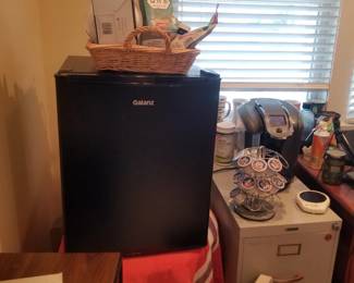 Galanz mini fridge