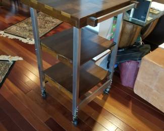 Rolling cart