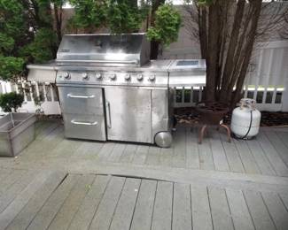 Jenn-Air gas grill