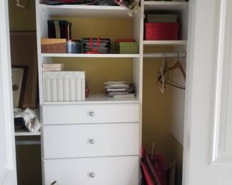 Closet system