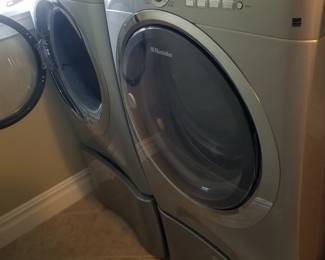 Electrolux washing machine & GAS dryer