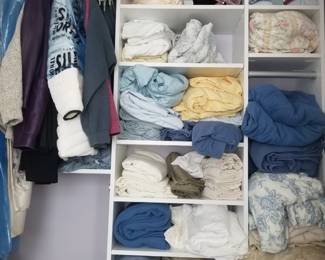 Closet system