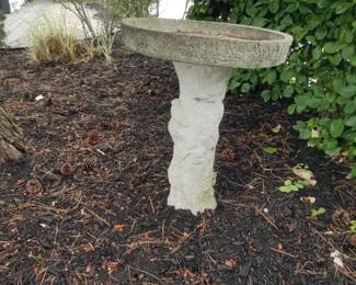 Concrete bird bath