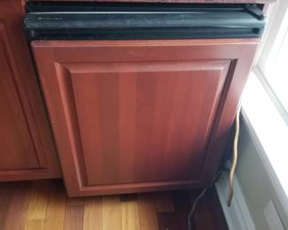 Mini fridge