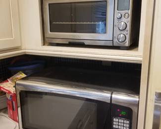 Breville toaster oven; microwave oven