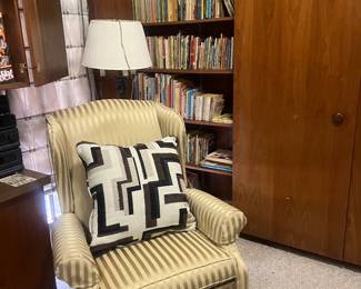 Recliner, children books