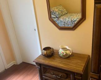 Nightstand, mirror