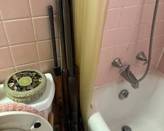 bathroom. Guns will be at head table.