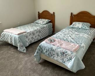 Adjustable TempurPedic Twin Beds