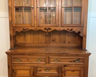 Pennsylvania House Hutch Buffet