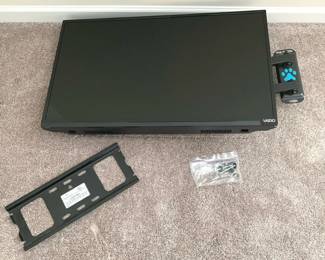 Vizio 32 Television And Wall Mount