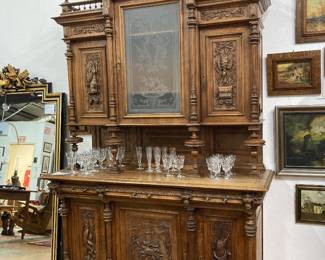 Matching Hunt Cabinets