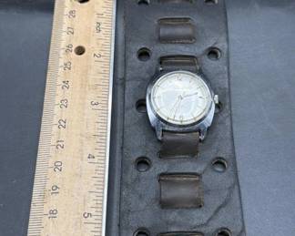Vintage leather strap wristwatch. 