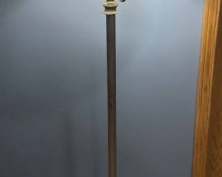 MCM / vintage brass floor lamp.