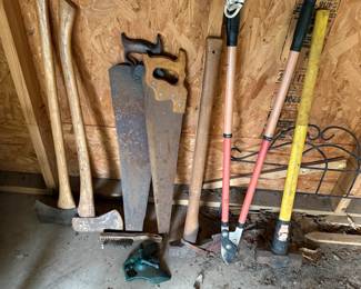 Mixed Garden Hand Tool Lot ($60)