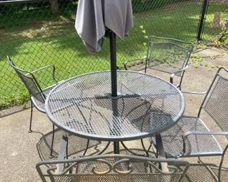 metal table and 4 chairs ($95)