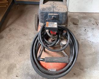 Craftsman 1.5HP 15 Gal Air Compressor ($95)