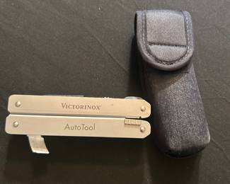 Victorinox auto tool