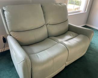 (green hint of mint)2 electric recliner love sofa
