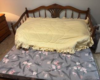 Wooden Spindle back Daybed w Trundle $250. 81”w 40”d 39”t