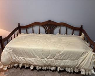 Wooden Spindle back Daybed w Trundle $250. 81”w 40”d 39”t