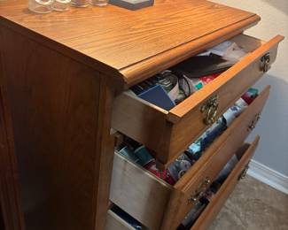 Oak chest of drawers $75. 30”w 18”d 31” t