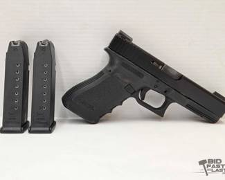 220 Glock 21 Gen 3 .45ACP SemiAuto Pistol