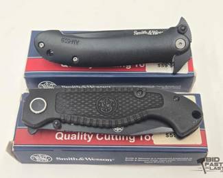 2202  SmithWesson Quality Pocket Knives