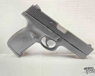 266 Smith Wesson SE40F .40SW SemiAuto Pistol