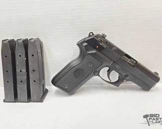 268 Beretta 8045 F Cougar .45mm SemiAuto Pistol