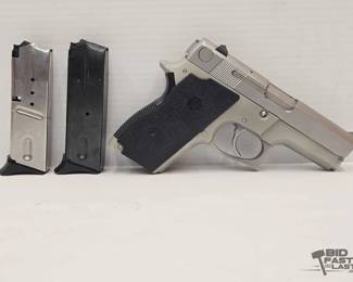 200 SmithWesson Model 669 9mm SemiAuto Pistol
