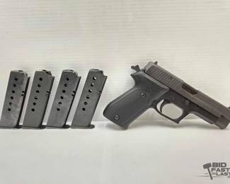 243 Sig Sauer P220 .45 Auto SemiAuto Pistol