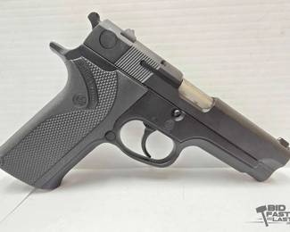 260 Smith Wesson 915 9mm SemiAuto Pistol