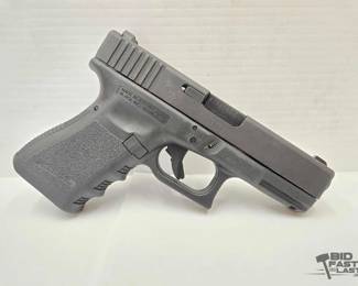 221 Glock 23 .40 SW SemiAuto Pistol