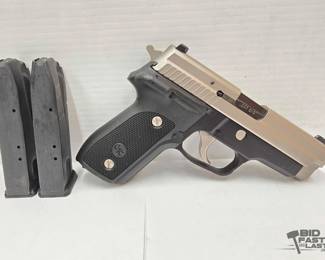 244 Sig Sauer P229 .357mm Sig SemiAuto Pistol