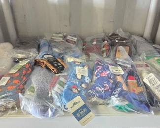 5062  Slippers and Socks