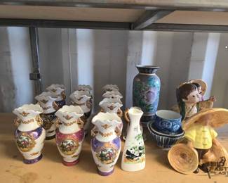 5580  Porcelain Vases and Porcelain Figures