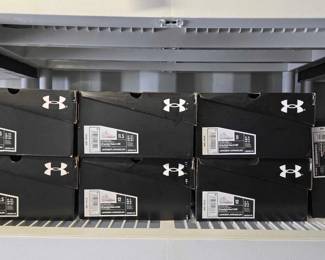 5052  7 Mens UA Spotlight Clone 3.0 MC Cleats