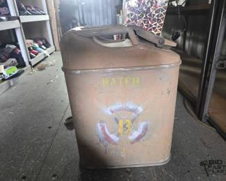 5568  Water Jerry Can