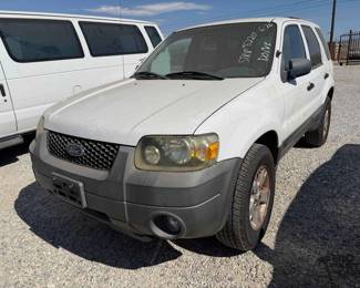 160 2005 Ford Escape