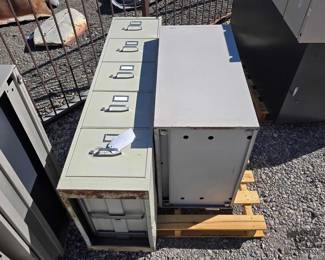 2752 2 Office Filing Cabinets