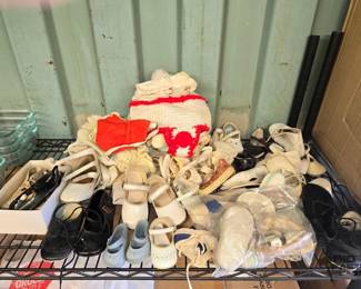 3520  Vintage Doll Clothing Accessories