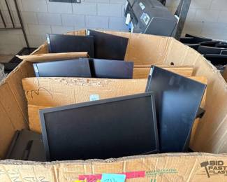 2502 24 Dell Monitors