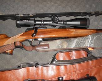 Browning 243 Medallion with Carl Zeiss Scope Almost New & Case