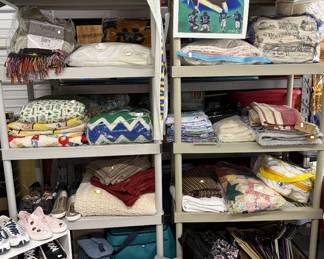 linens, quilts, bedding, Brad VanPelt